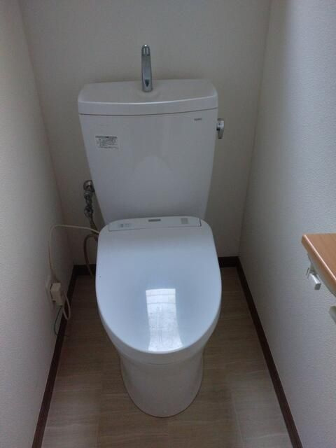 ＫＭ－４５Ａ　大津室貸家のトイレ