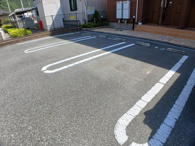 Ｄ・グロリアⅡの駐車場