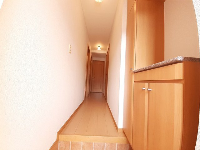 エルカーサ・桜木Ａの玄関