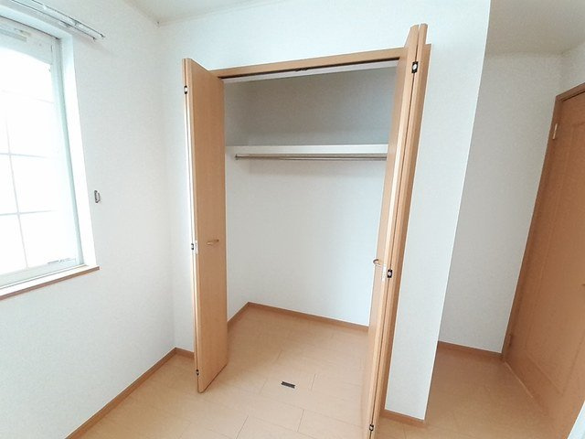 エルカーサ・桜木Ａの収納