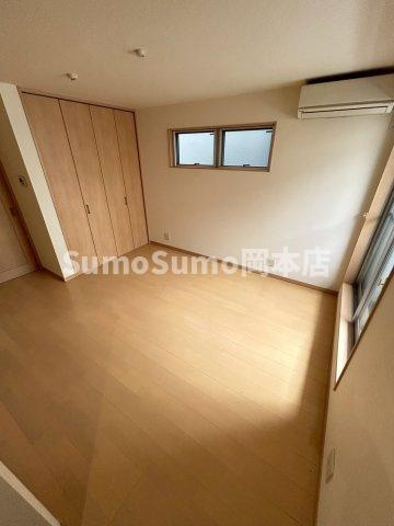 アクロス芦屋西アパートメントⅡの寝室|落ち着いて過ごせるお部屋なので、寝室にいかがでしょうか