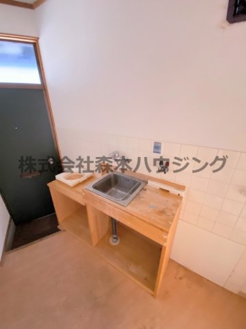 【キッチン】 | 　エアロプレーン春日 | コンパクトなキッチンで掃除もラクラク