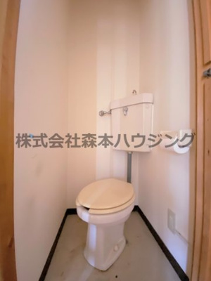 【トイレ】 | 　エアロプレーン春日 | 落ち着いたトイレです