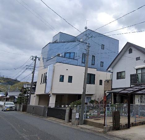 糸島市一棟ビルの外観