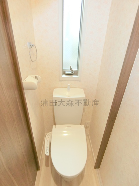 蒲田1丁目賃貸住宅のトイレ|トイレ　温水洗浄便座　1階と3階に有り