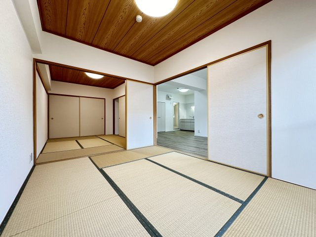 南向き&全室リフォーム済！シティコーポ滝の水一号館の和室
