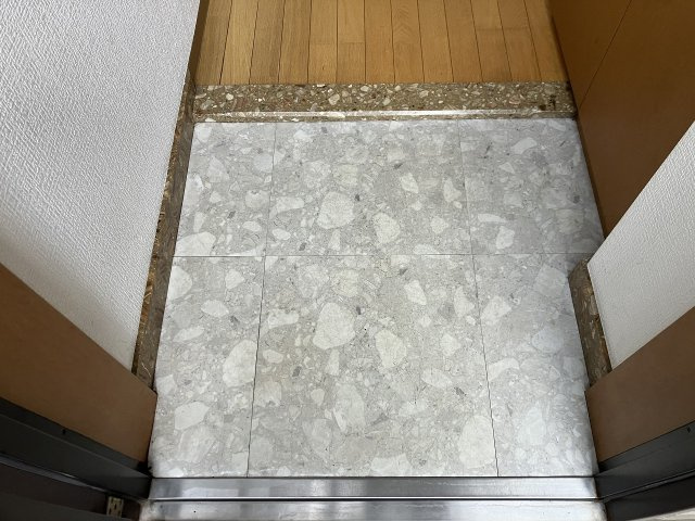 サンテミリオン小石川後楽園の玄関