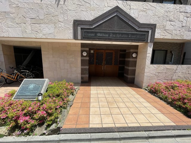 サンテミリオン小石川後楽園のエントランス