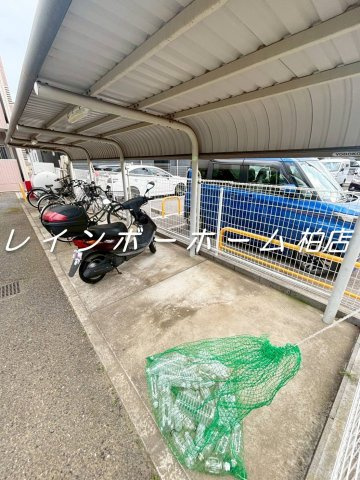 ブラウニーココのその他共用部分|駐輪スペースがあります