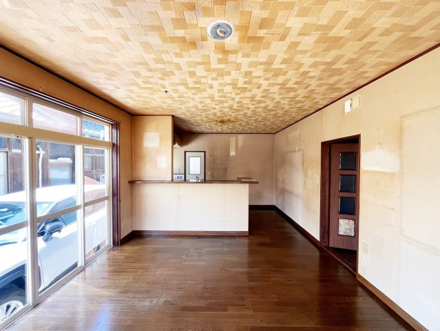 和歌山市榎原　中古戸建の居間・リビング