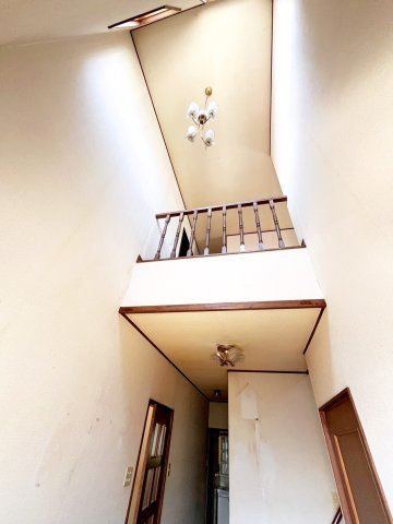 和歌山市榎原　中古戸建の玄関