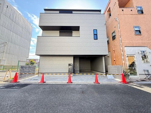 西宮市今津久寿川町　新築戸建の外観