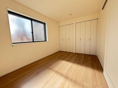 西宮市今津久寿川町　新築戸建の洋室
