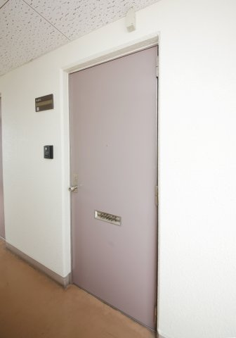 スターヒルズマルサンの玄関