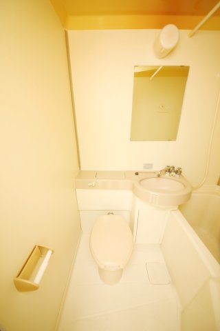 スターヒルズマルサンのトイレ|別部屋同間取りのお写真となります。参考にご覧くださいませ。