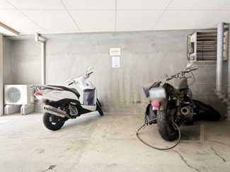 【駐車場】 | バイク置場