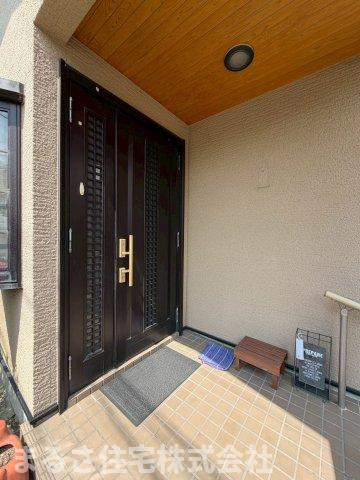 本郷北方　中古戸建の玄関