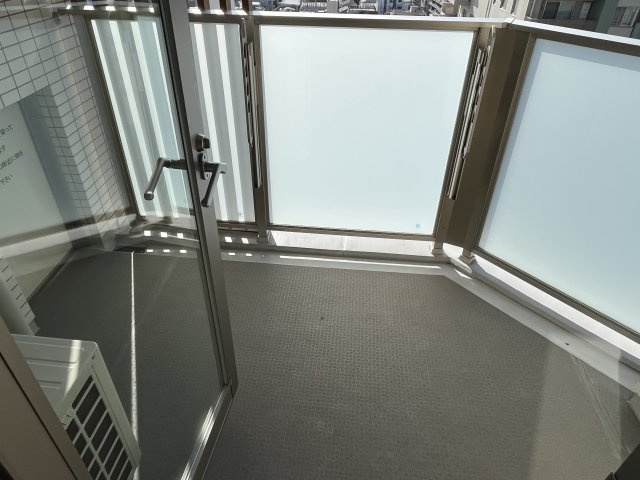 アトラス新宿左門町のバルコニー