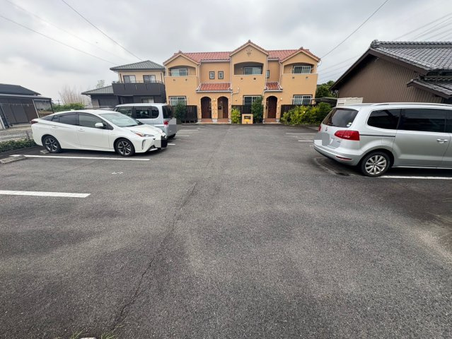 エスプリの駐車場