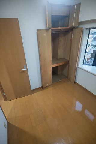 コートパークサイドの収納
