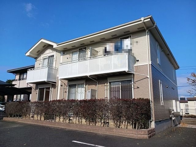 フィオーレ長行東三番館の外観