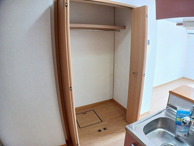 フィオーレ長行東三番館の収納
