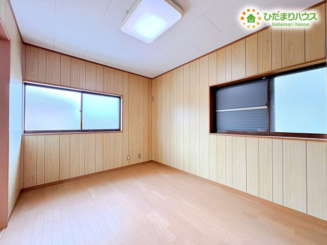 熊谷市相上　中古一戸建ての洋室