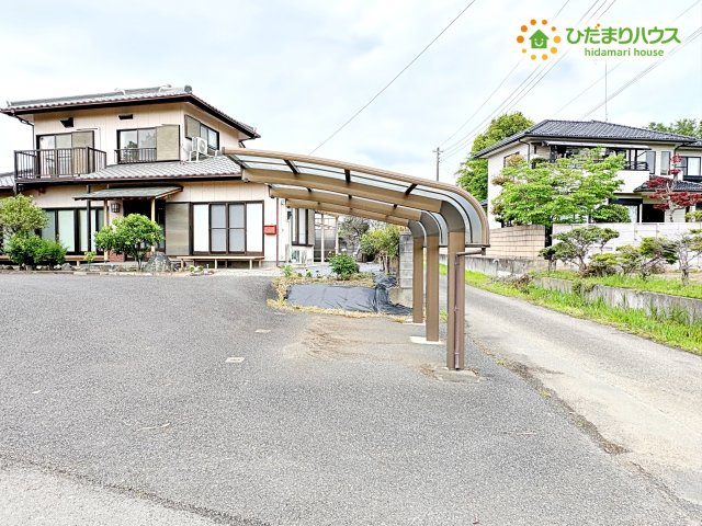 熊谷市相上　中古一戸建ての駐車場