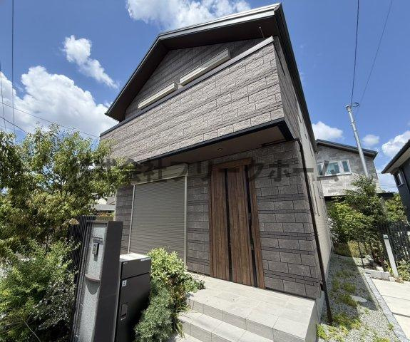 三鷹市井の頭５丁目の一戸建ての外観