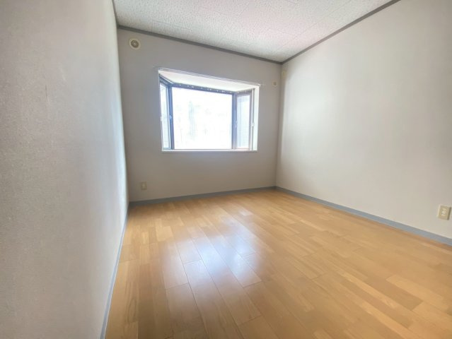 メゾンフラグランスの洋室