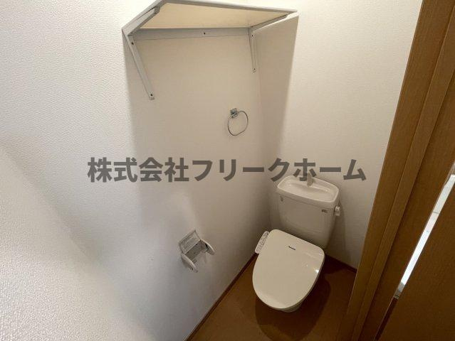 武蔵野市西久保３丁目のアパートのトイレ