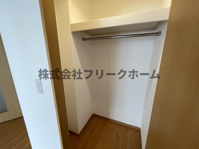 武蔵野市西久保３丁目のアパートの収納