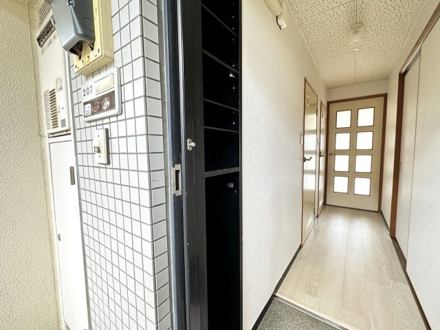 ロゼ2の玄関