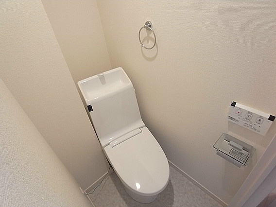 ドエル芦屋WESTのトイレ