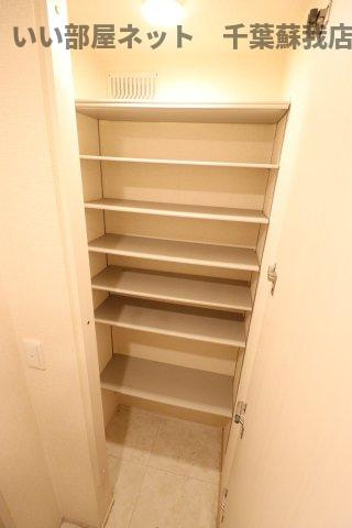 フィオーレの収納|こまごまとしたものを収納できそうですね