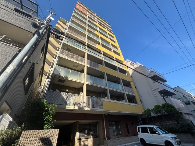 ライジングプレイス浅草弐番館の外観