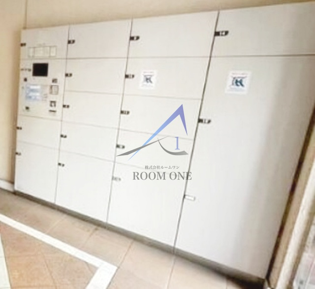 Ｒｉｓｉｎｇ　ｐｌａｃｅ桜木町二番館のその他共用部分|宅配ボックスです。