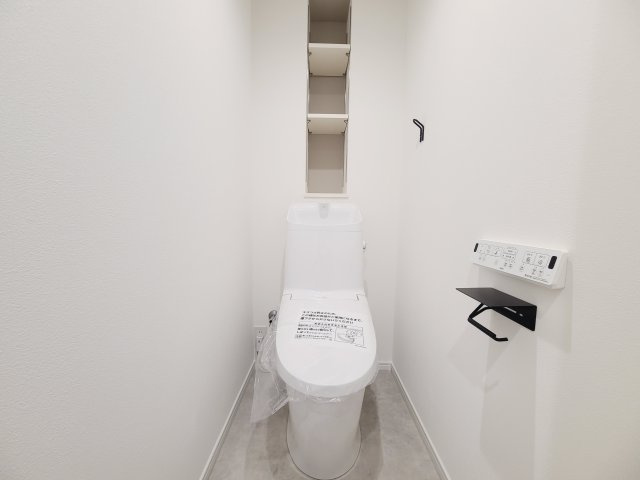 アムール板付7のトイレ|【新品】寛ぎだけではない、快適な生活を送る為に必要。毎日使う場所だから、快適な空間に仕上げられています。