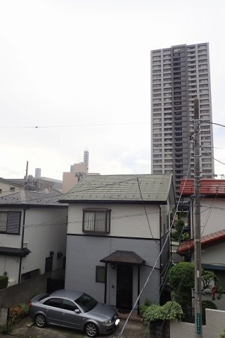 上落合9丁目貸家の展望