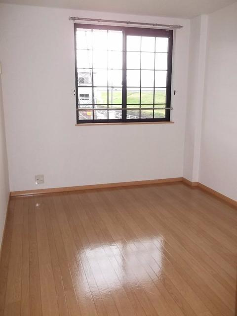 2階のお部屋になります。