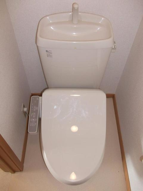 2階のお部屋になります。