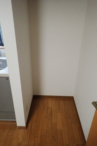 上落合9丁目貸家のその他