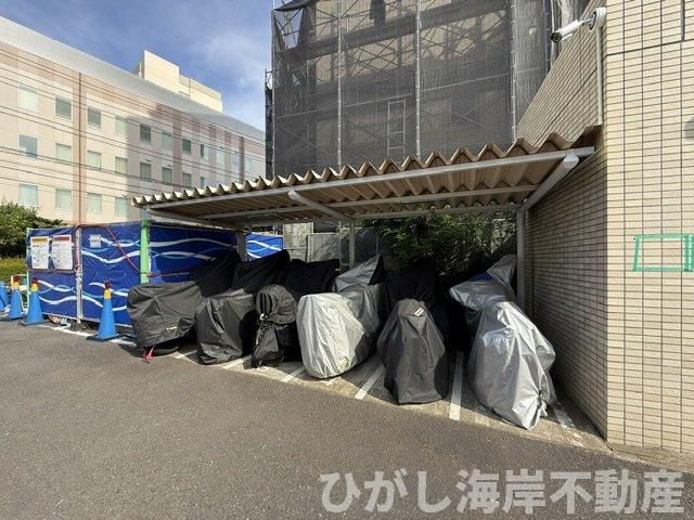 セルテシティオ湘南辻堂の駐車場|敷地内バイク置場