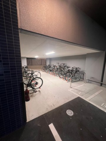 プレサンス大須観音ビザリア　名古屋市賃貸　仲介手数料無料の駐車場