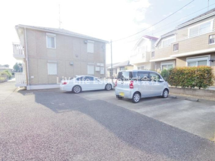 グレースヒルの駐車場