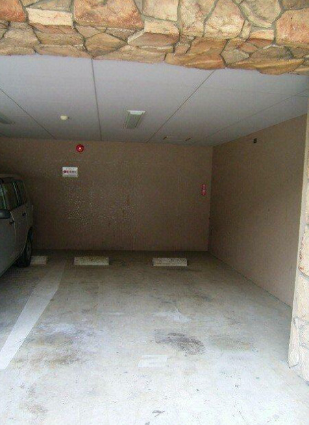 フェニックス笹塚壱番館の駐車場