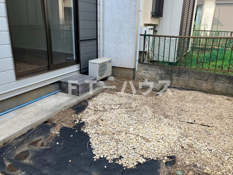 下貝塚戸建の庭