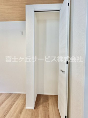 【収納】 | 田原市神戸町東大坪 新築一戸建て 1号棟 | こまごまとしたものを収納できそうですね
