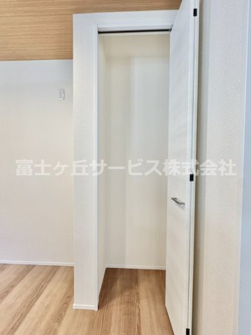【収納】 | 田原市神戸町東大坪 新築一戸建て 1号棟 | こまごまとしたものを収納できそうですね