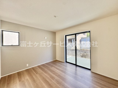 【寝室】 | 田原市神戸町東大坪 新築一戸建て 1号棟 | 寝室にいかがでしょうか